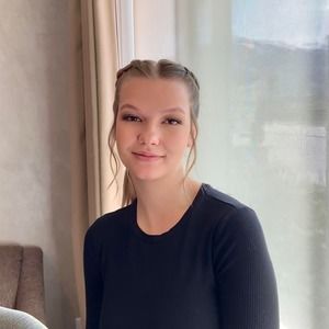 Meet your Posher, Anna